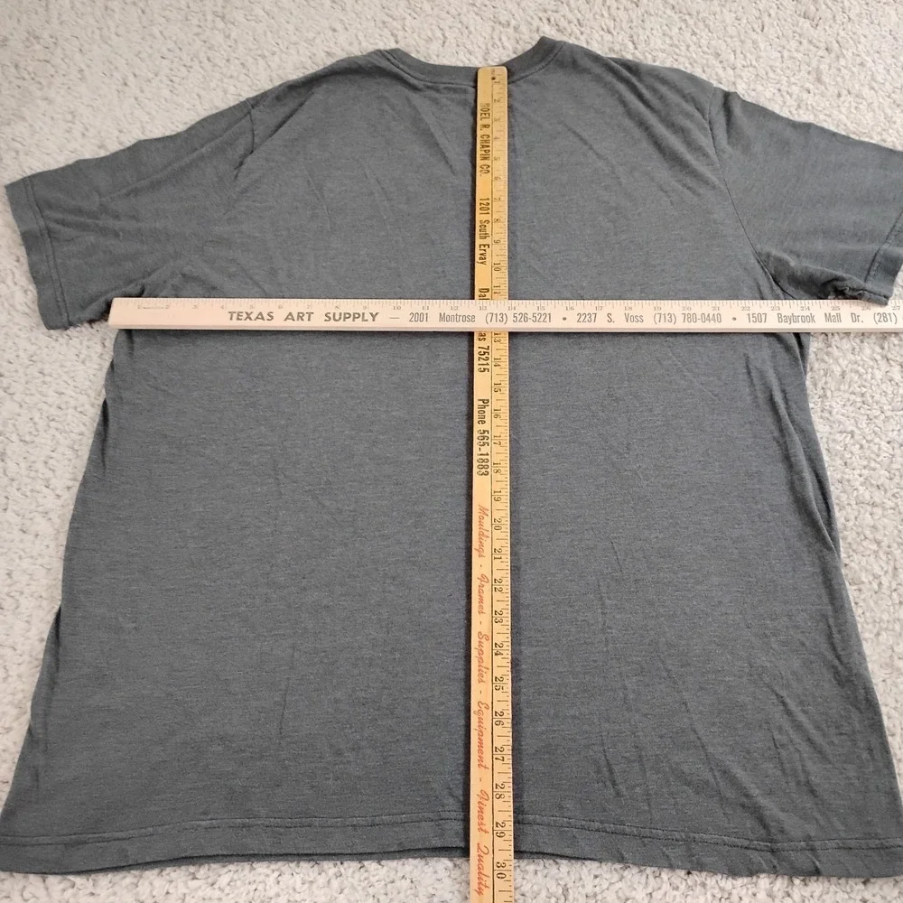 Texas Longhorns Shirt Mens 2XL Gray Nike Center Swoosh Football Sports NCAA A2